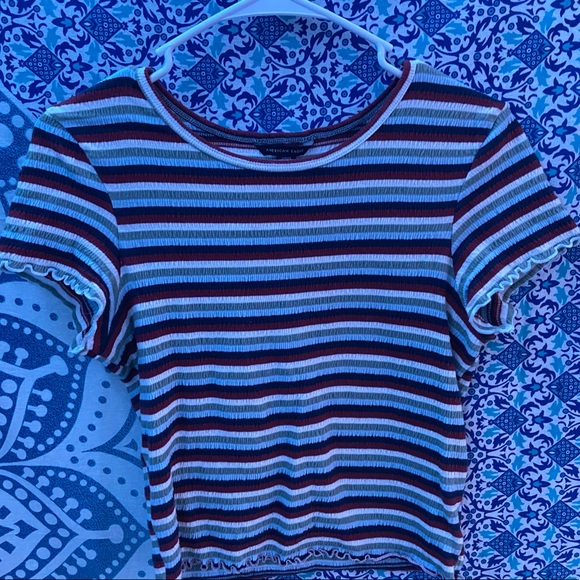 American Eagle Outfitters Tops - An American Eagle t-shirt